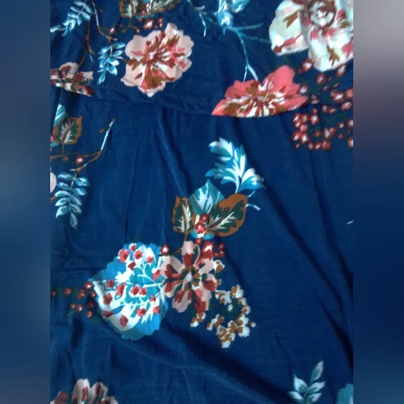 Ace Fashion Floral Tank Top Size Large - Picture 3 of 4